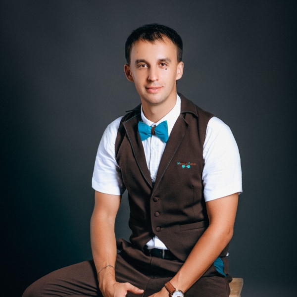 Дмитрий Коновальцев